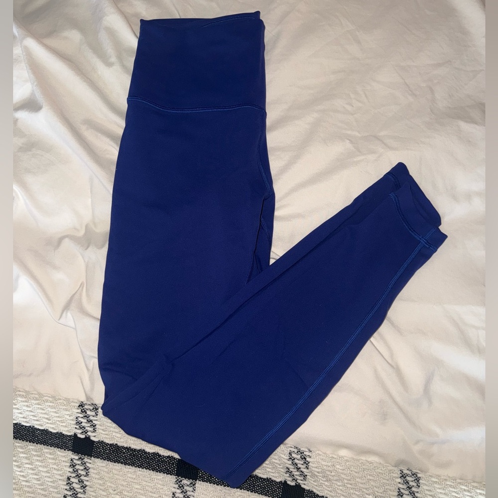 Lululemon dark blue 28” wunder train leggings
